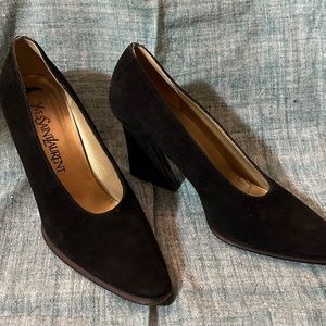 Vintage Yves Saint Laurent Black Suede pumps size 5.5